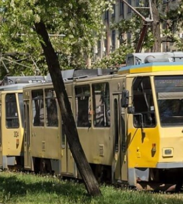 Трамваї курсуватимуть менше: пасажирів попередили про зміни у Дніпрі