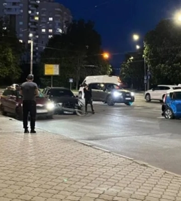 У Луцьку не розминулися дві автівки