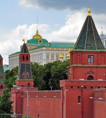 Невідомі дрони масовано атакують Москву, Тулу, Новомосковськ. ВIДЕО