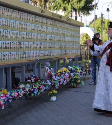 У Луцьку вшанували воїнів, які загинули під час антитерористичної операції на сході України