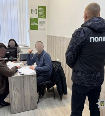 На Тернопільщині судитимуть трьох чоловіків за незаконне ввезення автомобілів