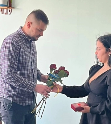 З війни чекали молода дружина та двоє дітей: 22-річного Героя з Волині посмертно нагородили орденом