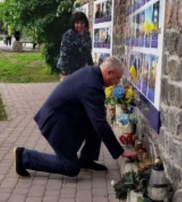 У Первомайську вшанували пам&#039;ять Героїв України