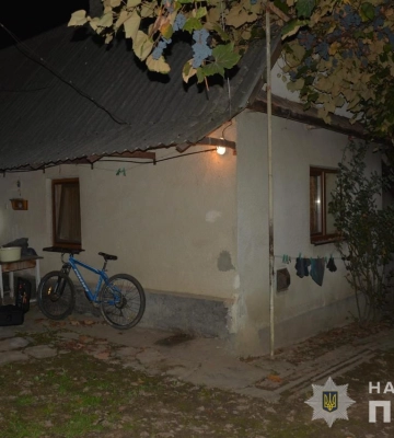 37-річний закарпатець зарізав 63-річного батька
