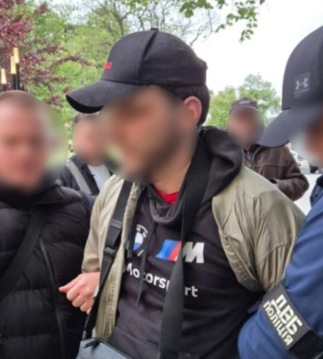 У Києві затримали власника барбершопу, який переправляв ухилянтів до Молдови