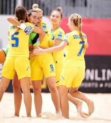 Украина одолела Англию в женской Евролиге по пляжному футболу