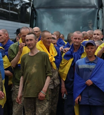 Во время масштабного обмена в Украину вернулось 697 военнопленных, в том числе воины из Днепропетровщины