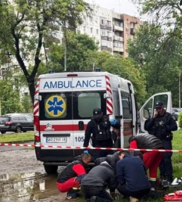 Трагедія в Ужгороді: Студент вистрибнув з 6 поверху гуртожитку