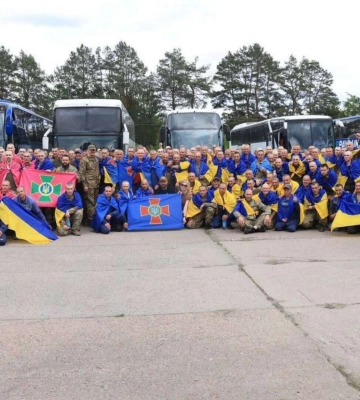 Во время масштабного обмена в Украину вернулось 697 военнопленных, в том числе воины из Днепропетровщины