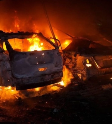 На Одещині через російську атаку горіли 20 автомобілів