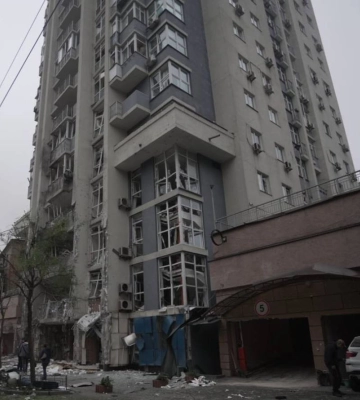 У Києві продовжують знаходити уламки збитих ворожих повітряних цілей з вибуховими речовинами