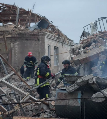 На місці одного з влучань в Харкові пожежа - мер