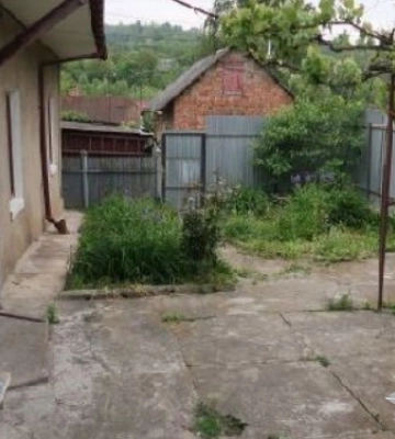 Зарізав товариша: у Чернівцях пʼяне застілля закінчилося вбивством