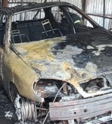 Війська РФ завдали ударів по двох районах Дніпропетровщини: знищено авто, пошкоджена інфраструктура