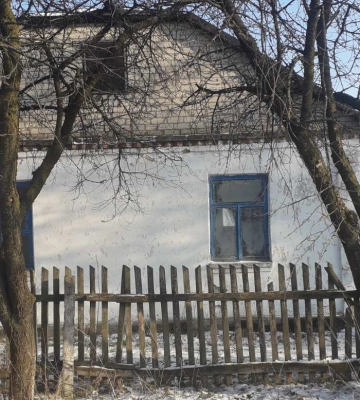 Ветлікарню в Луцькому районі продають за 162 тисячі. Фото