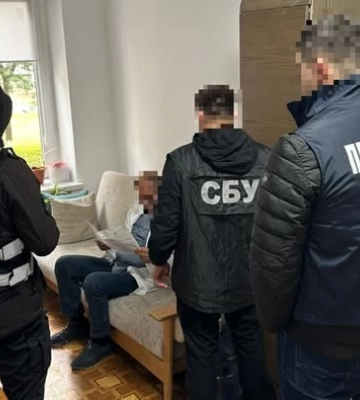 $2500 за инвалидность – на Львовщине задержали заместителя врача на взятке