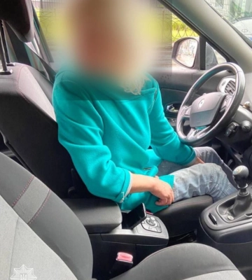 У Рівному нетвереза водійка везла у авто дитину без автокрісла