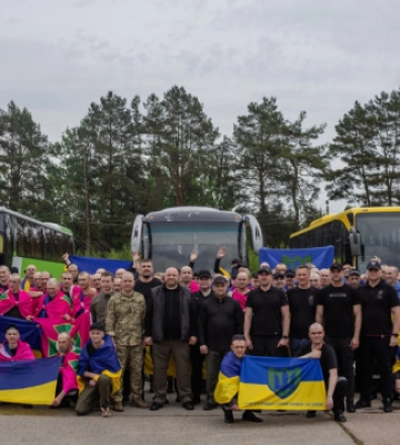 У франківській ратуші 25.05.2025 побралися 7 пар