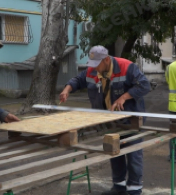 У Миколаєві завершено аварійно-рятувальні роботи в пошкодженому дроном будинку, розпочато відновлення