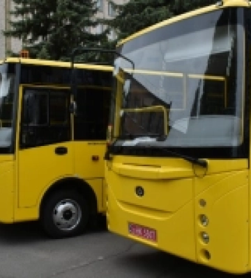Шацька громада отримала новий шкільний автобус