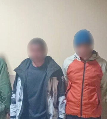 Пытались незаконно пересечь границу с Молдовой: на Буковине с помощью дрона задержали двух уклонистов, - ГПСУ. ВИДЕО+ФОТО