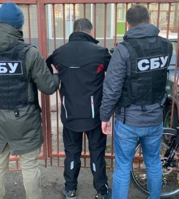 15 років за держзраду: СБУ викрила шпигуна з Чернігова, який зливав окупантам позиції ЗСУ