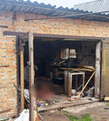 На Рівненщині чоловік загинув внаслідок детонації вибухового пристрою — деталі з’ясовує поліція