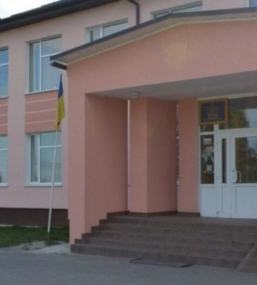 У Луцькому районі дві «Тойоти» не поділили перехрестя. Фото
