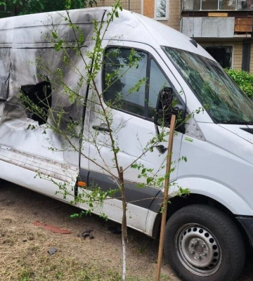 Понівечені інфраструктура, будинки та авто: росіяни атакували три райони Дніпропетровщини