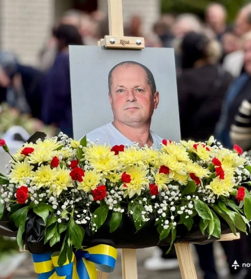 Нововолинська громада попрощалася з захисником Юрієм Сасагою