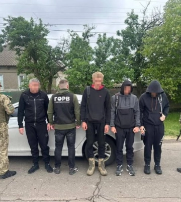 На Одещині прикордонники викрили перевізника, який сприяв незаконному перетину кордону військовозобов’язаними