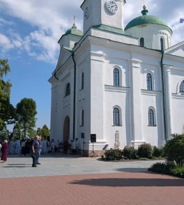 Епіфаній відвідав Успенський собор у Каневі (ВІДЕО)