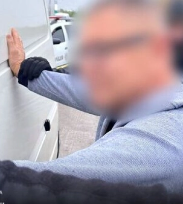 За гроші допомагали військовим тікати за кордон: злочинну групу викрили на Тернопільщині. ФОТОрепортаж