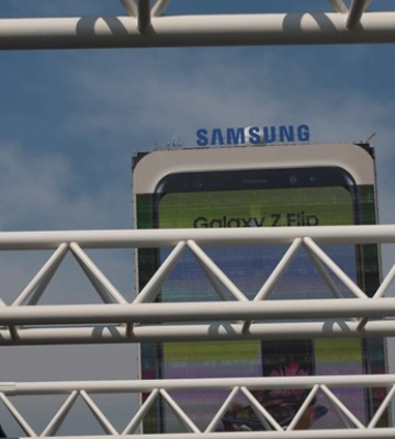 Samsung відмовилась від російських металів для виробництва дисплеїв