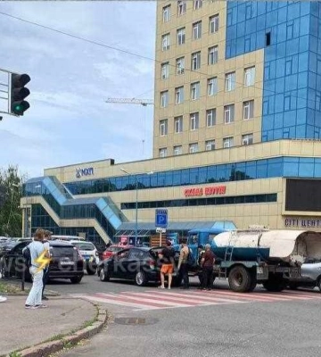 У Черкасах не поділили дорогу легковик та вантажівка