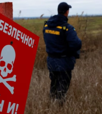 На Харківщині трактор підірвався на вибухівці, водія госпіталізували – ДСНС