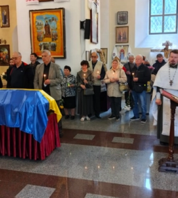 Полтавська громада попрощалася із полеглим захисником України