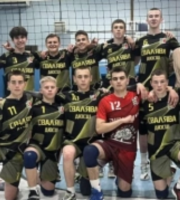 Свалявські спортсмени стали переможцями чемпіонату Закарпатської області з волейболу. ФОТО