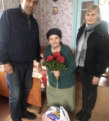 Має трьох онуків і стільки ж правнуків: бабуся з Волині відзначає 90-річчя