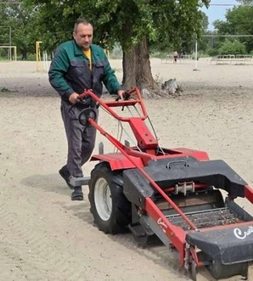 Підготовка до літа: як у Дніпрі забезпечують комфортне дозвілля