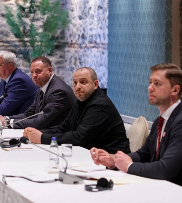 Прекращение огня в Украине: Умеров передал Мединскому меморандум от Киева