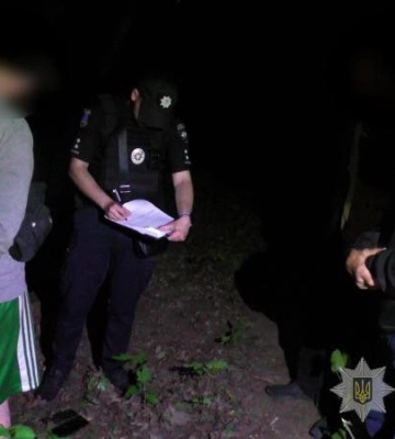 У Сумах чоловіка під час побутового конфлікту вдарили ножем - зловмисника затримано
