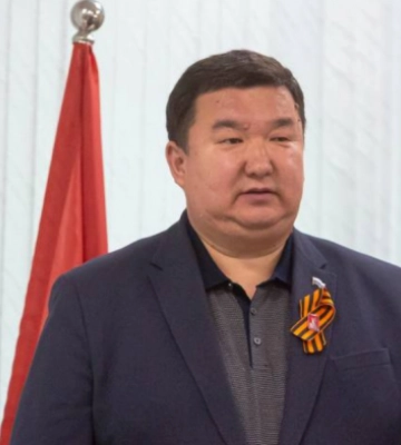 В оккупированный Мелитополь привезли “иностранного” гостя или как оккупанты россиянина за казаха выдавали (Скрины)