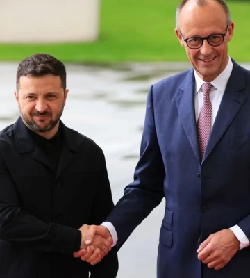 Зеленський не переривав візит у Німеччину через наступ РФ - посольство