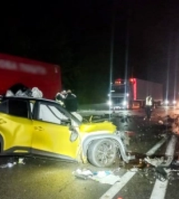 На Рівненщині водійка кросовера виїхала на зустрічну і загинула в автопригоді
