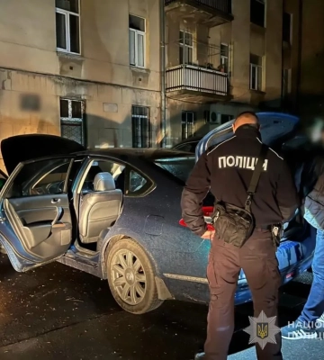 Вистрілив у перехожого, бо той вдарив авто: в Одесі затримали чоловіка за стрілянину