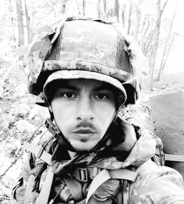 Загинув у бою на Сумщині: в Черкасах попрощалися з бійцем