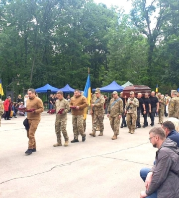 Кропивничани провели в останню путь Героя-земляка Сергія Магалатія
