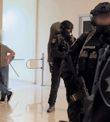 Группа DCH бизнесмена Ярославского заявляет об обысках Нацполиции без санкции суда