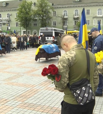 На Рівненщині попрощалися з двома військовими